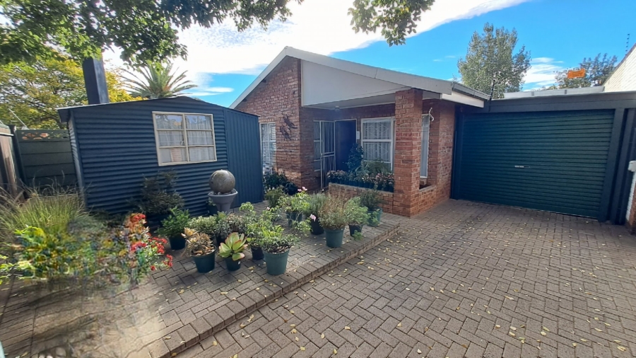 2 Bedroom Property for Sale in Fleurdal Free State